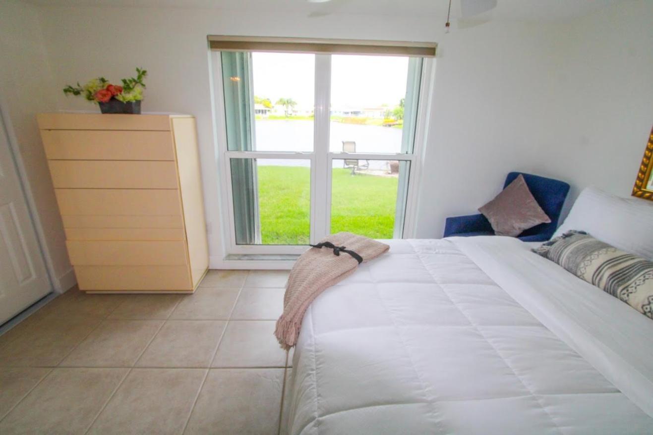 Near Clearwater And Tarpon Spring With Water View Appartement Holiday Buitenkant foto
