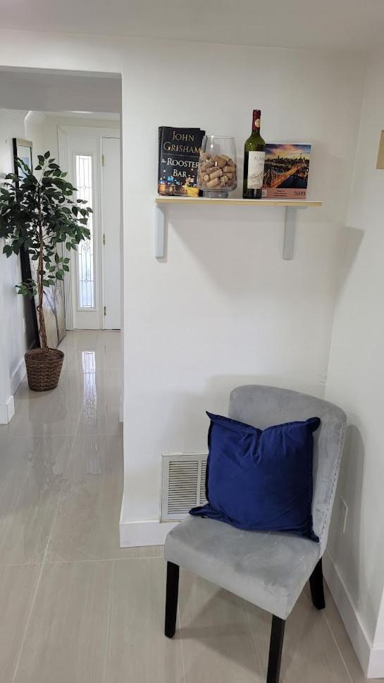 Near Clearwater And Tarpon Spring With Water View Appartement Holiday Buitenkant foto